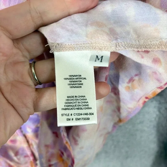 Anthro Cloth & Stone Ruffle Neck Button Down Blouse Size M Pink Abstract Floral - Picture 8 of 8